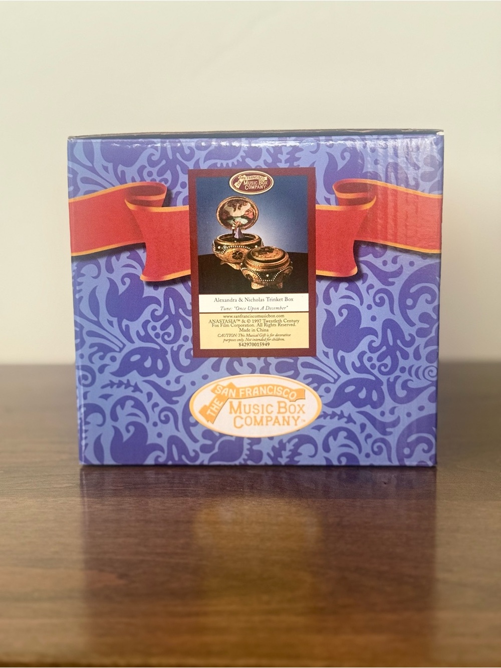 Anastasia San Francisco Music Box Company Music Box 1992 - MINT - Picture 4 of 11